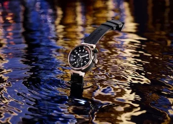 What kind of watch should men of different ages wear