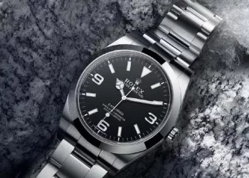 How to identify Armani star watch