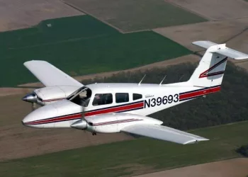 What are the types of ice planes freeze on