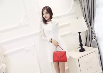 What are the jeans made of