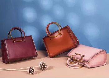 How to distinguish the true and false Chanel bags?