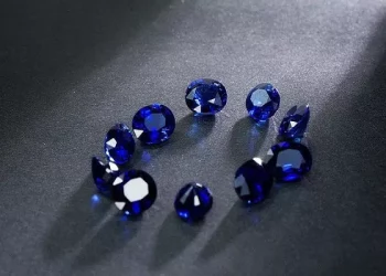 What are the advantages of old gold over new gold?