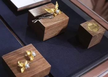 How many grams is a man’s ring