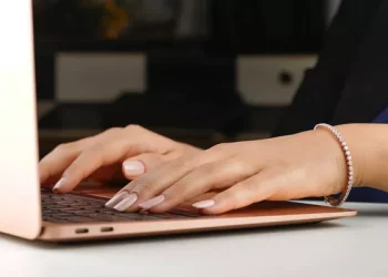 Do you want to buy both rings and diamond rings