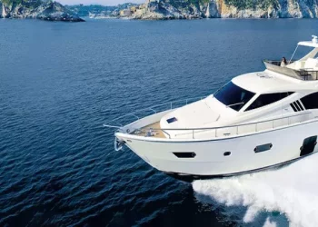 What are the classes of yachts by use