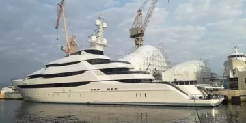 Is it legal to rent a yacht