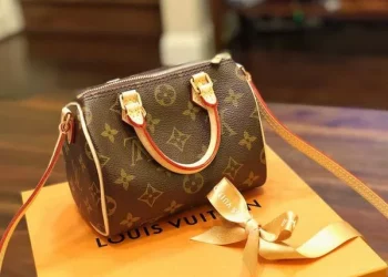 Women’s Crossbody bag brands