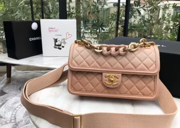 What kind of bag do you take