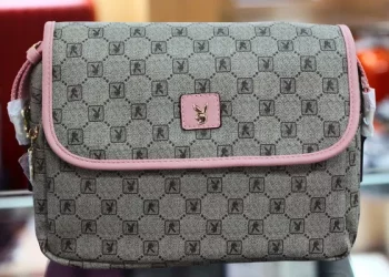 Women’s canvas bag brand