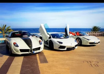 Land Rover is from that country