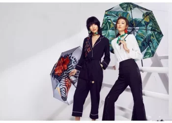 What should I do if my woolen coat is wrinkled