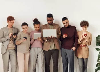 Tips for wrinkling your clothes