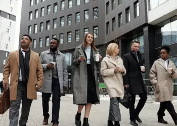 How do you match Oversize’s clothes