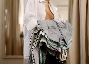 Matters needing attention in the maintenance of silk clothes