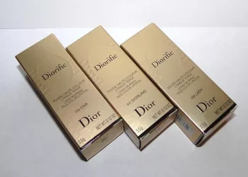 The cause of long closed mouth acne