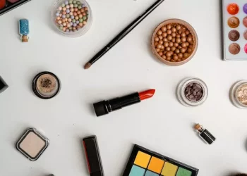 Why is the skin after entering winter more intense