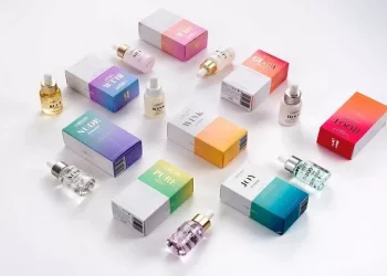 The difference between hydrating and moisturizing