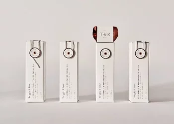 What harm does fluid of powdery bottom have to skin