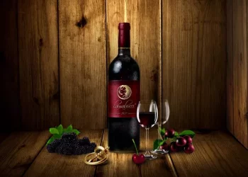 How do wine clink