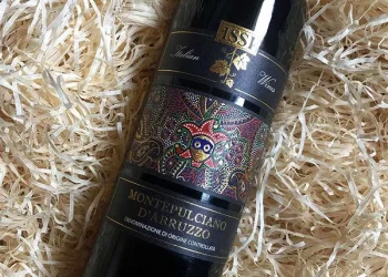 Introduction to the opening method of sparkling wine