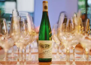 What is the optimum temperature for wine to be served