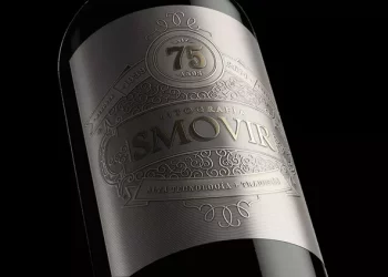 What does the “Old and New World” of wine mean