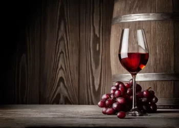 Method of measuring acidity of wine