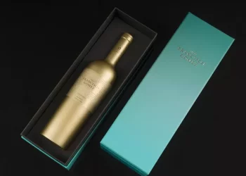 Who’s on the Parker team at Wine Review today