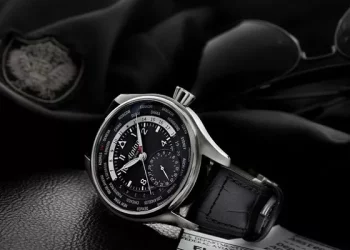 Keep Your Pandora Ring Shining Bright: A Step-by-Step Guide to Cleaning