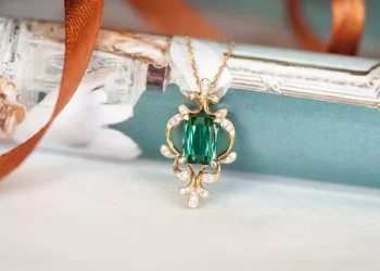 What brand is artini?