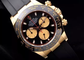 A Comprehensive Guide on How to Wind Your Rolex Daytona