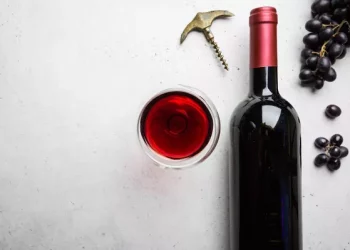 how to get red wine out of clothes