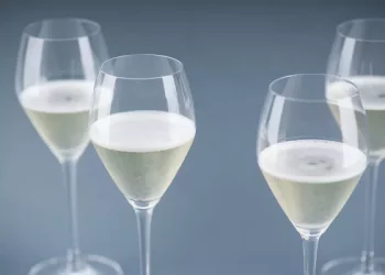 How many calories in a glass of prosecco