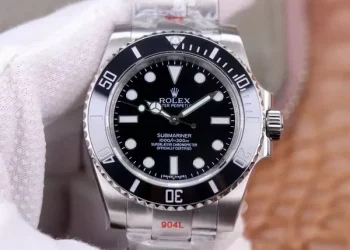 How to adjust a rolex submariner bracelet, just 5 steps