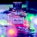 What does miss dior smell like