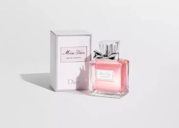 Who is the woman in the miss dior advert