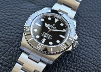 What is the size of the Rolex Submariner