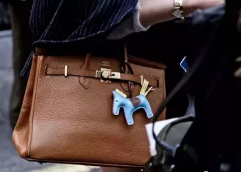 What does a hermes birkin bag cost