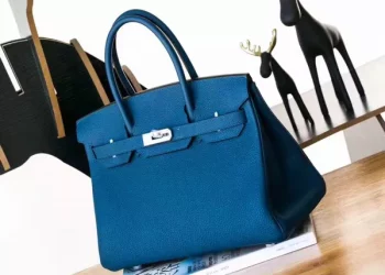 Why is the birkin bag so expensive