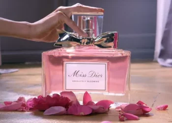 Who is the lady in the miss dior advert