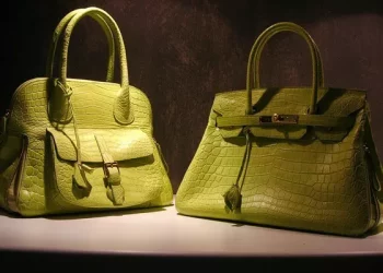 Don’t Get Fooled: How to Spot a Fake Birkin Bag