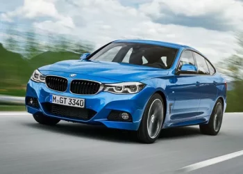 Mileage Expectations for a BMW 328i: What You Need to Know