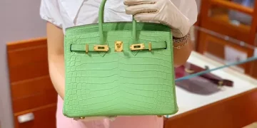 Buying an Authentic Hermes Birkin Bag: A Full Guide